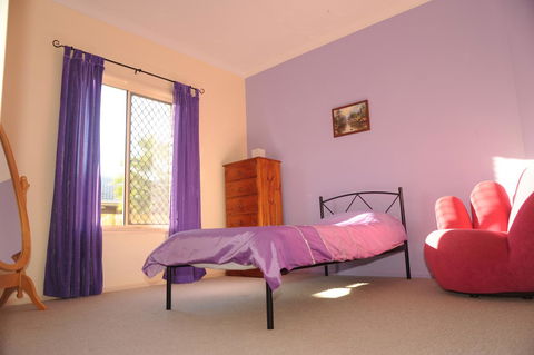 Waterfront At White Patch - Accommodation Mount Tamborine 12