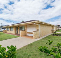 Lowset Sweetie Central to Everything - Partridge St Bongaree - Accommodation Mount Tamborine