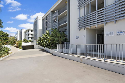 Keith's Sister - Accommodation Mount Tamborine 14