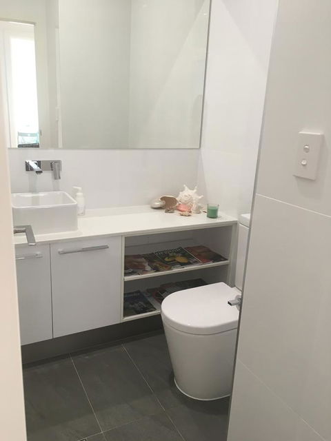 Modern Beach Villa - Accommodation Mount Tamborine 8