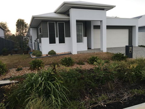 Modern Beach Villa - Accommodation Mount Tamborine 2