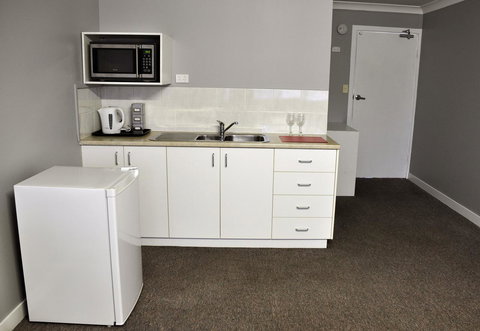 Bribie Island Square - Accommodation Mount Tamborine 3