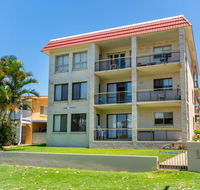 Enjoy the sea breezes from the balcony - Boyd St Woorim - Accommodation Mount Tamborine