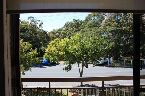 Close To Surf Beach, Surf Club, Hotel And Shops - Boyd St, Woorim - Accommodation Mount Tamborine 1