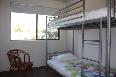 Close To Surf Beach, Surf Club, Hotel And Shops - Boyd St, Woorim - Accommodation Mount Tamborine 2