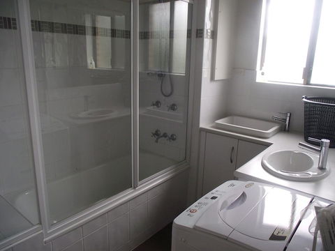 Close To Surf Beach, Surf Club, Hotel And Shops - Boyd St, Woorim - Accommodation Mount Tamborine 12