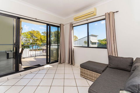 Waterfront Views From Private Rooftop Balcony - Bayview South Esp, Bongaree - Accommodation Mount Tamborine 4