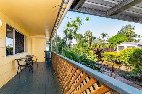 Pet Friendly Cottage In The Heart Of Bribie - Wirraway St, Bongaree - Accommodation Mount Tamborine 14