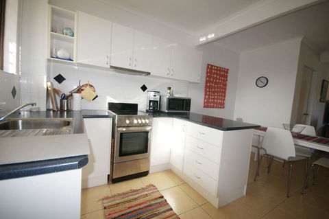Bird Song - Accommodation Mount Tamborine 11