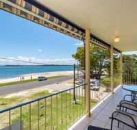 Water Views - Top Floor -Clearview Apartments South Esp Bongaree - Accommodation Mount Tamborine