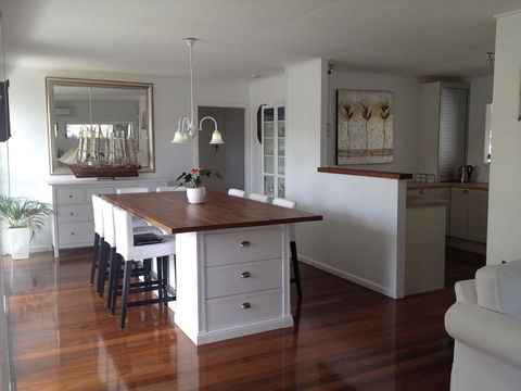 Hampton Cottage- Delightful Cottage Bring Your Dog! - Accommodation Mount Tamborine 5