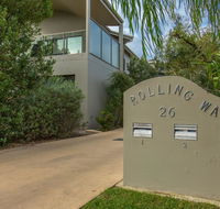 'Rolling Waves 2' on Ocean Drive - Accommodation Mount Tamborine