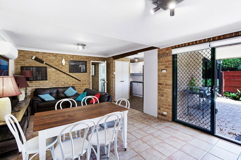 'Salt Wood' Cabin Style Retreat - Accommodation Mount Tamborine 1