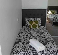  Elsternwick Impressive 2bedcarspot15mins to CBD - Accommodation Mount Tamborine