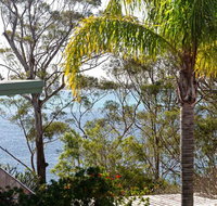 1 'Thurlow Lodge' 6 Thurlow Avenue - air conditioned  pool in the heart of town - Accommodation Mount Tamborine