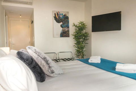1 Bedroom Studio Apartment Near Eagle Street - Accommodation Mount Tamborine 0