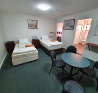 1 Lakeview Plaza - Accommodation Mount Tamborine