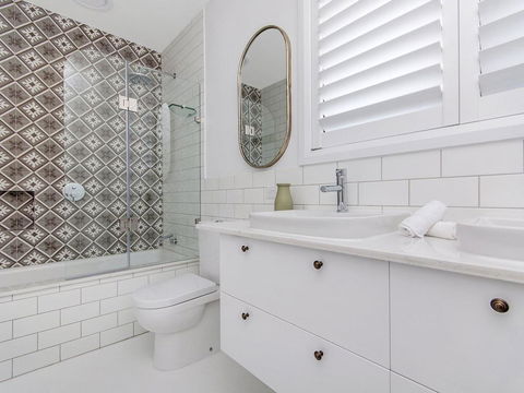10 OCEAN VILLA - Accommodation Mount Tamborine 3