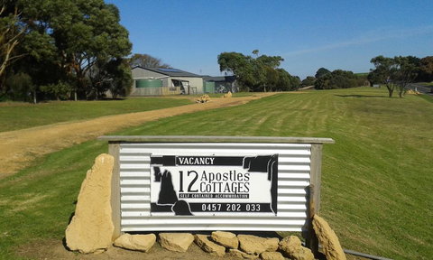 12 Apostles Cottages - Accommodation Mount Tamborine 1