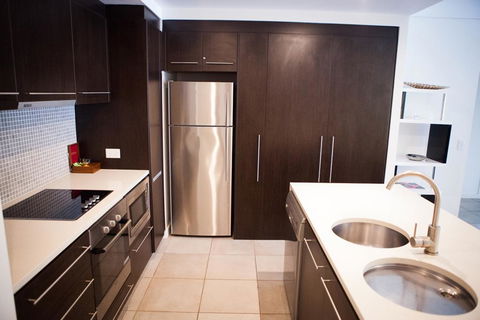 131 Sea Temple Luxury Swimout Apt. - Accommodation Mount Tamborine 2