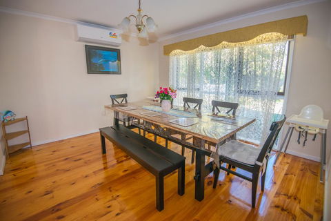 14 Bunker Crescent - Accommodation Mount Tamborine 2