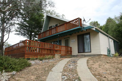 14 Cobbon Crescent Jindabyne - Accommodation Mount Tamborine 3