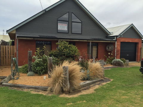 15 On Blair - Accommodation Mount Tamborine 1