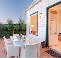 1880s Kananook Boutique Historic Luxury Apartment FSC Private Villa Bairnsdale - Accommodation Mount Tamborine