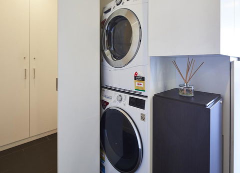 2 Bdrm 2 Bthrm Apt With Balcony Views Pool And Gym - Accommodation Mount Tamborine 3