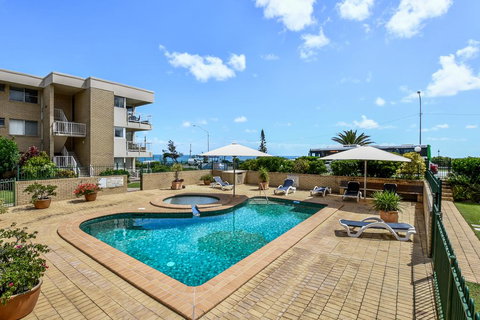 2 Bedroom Top Floor Unit - Ocean Views And Pool - Accommodation Mount Tamborine 3
