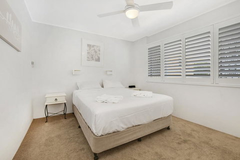 2 Bedroom Top Floor Unit - Ocean Views And Pool - Accommodation Mount Tamborine 2