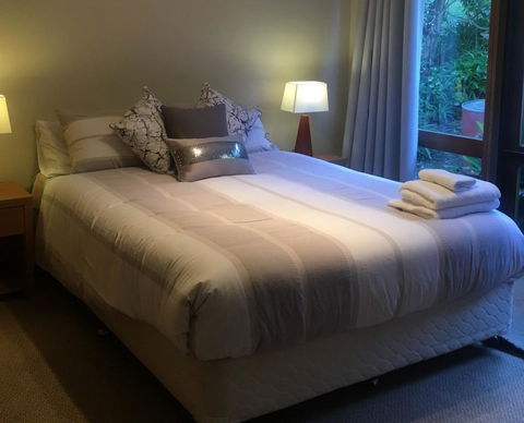 2 Degrees Of Separation - Accommodation Mount Tamborine 2
