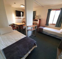 2 Lakeview Plaza - Accommodation Mount Tamborine