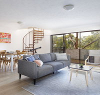 20 Booneroo - Walk To The Beach - Accommodation Mount Tamborine