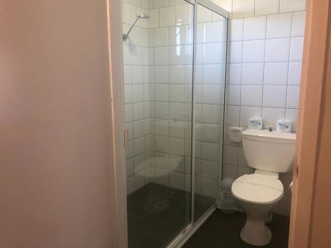 CAPRICORN MOTOR Inn - Accommodation Mount Tamborine 1