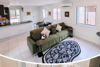 Coomera Comfort Lodge Near Theme Park & Westfield with Accommodation Mount Tamborine