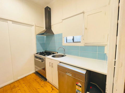 D114 Victorian Central Stay - Accommodation Mount Tamborine 4