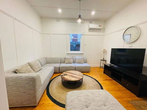 D114 Victorian Central Stay - Accommodation Mount Tamborine 0