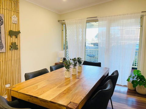 D141 Your Joyful Vacation - Accommodation Mount Tamborine 1