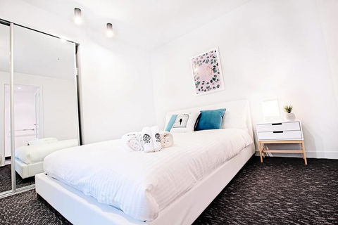 27, Docklands@2BD2BTH, SkyBus&Free Tram&TrainStation - Accommodation Mount Tamborine 3