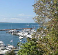 3 'Paradiso' 4 Laman Street - aircon pool heart of town water views - Accommodation Mount Tamborine