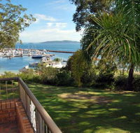 3 'Sailfish' 46 Magnus Street - Accommodation Mount Tamborine