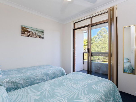 3 'The Commodore' , 9-11 Donald Street - Great Unit In The Heart Of Town - Accommodation Mount Tamborine 2