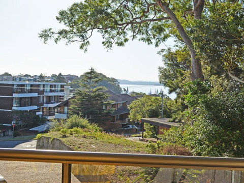 30 'The Commodore' 9-11 Donald Street - Fabulous 3 Bedroom 2 Bathroom 2 Carspaces - Accommodation Mount Tamborine 2