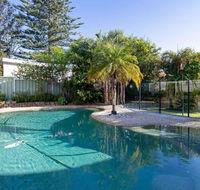 33 Gloucester St -huge holiday house in Nelson Bay with pool and stunning water views - Accommodation Mount Tamborine