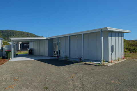 4 Redbill Drive - Accommodation Mount Tamborine 0