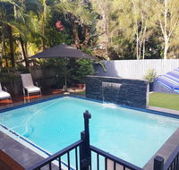 5 Bedroom Luxury Villa - Hope Island - Accommodation Mount Tamborine