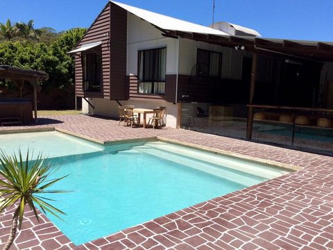 6 Bomburra Court - Rainbow Beach, Pet Friendly In Great Bush And Beach Location - Accommodation Mount Tamborine 0