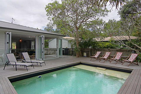 77 Butler Street, Byron Bay - Lantana Beach House - Accommodation Mount Tamborine 2