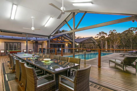 A PERFECT STAY - Lennox Unique Coastal Retreat - Accommodation Mount Tamborine 1